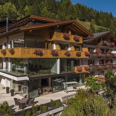 Hotel Garni Gardena - Appartments Santa Cristina Val Gardena Ngoại thất bức ảnh